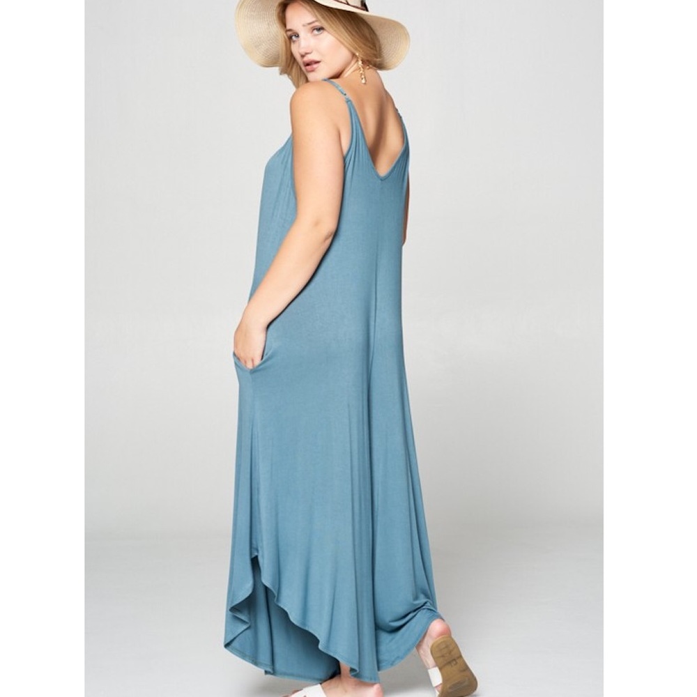 Wide Leg Jumpsuit - Picture 2 of 4